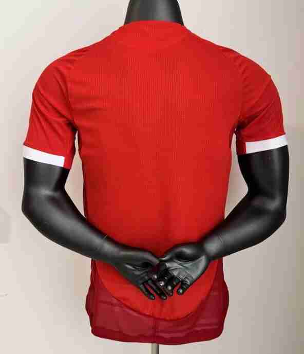 Versión Jugador Equipacion Bayern Munich Primera 2025 2026_1