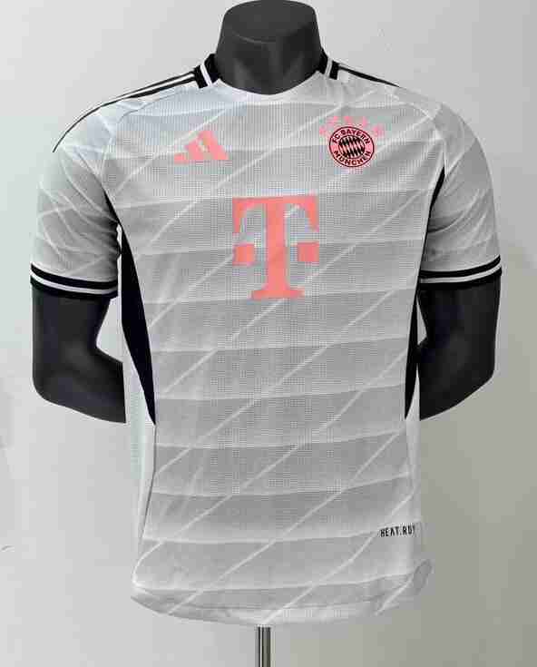 Versión Jugador Equipacion Bayern Munich Segunda 2025 2026