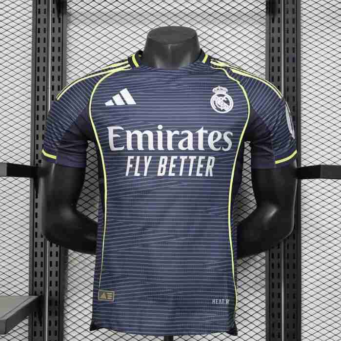 Versión Jugador Equipacion Segunda Real Madrid 2025 2026