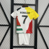 Cristiano Ronaldo NO.7 Equipacion Real Madrid Conjunto Niños Edizione Commemorativa 2025 2026